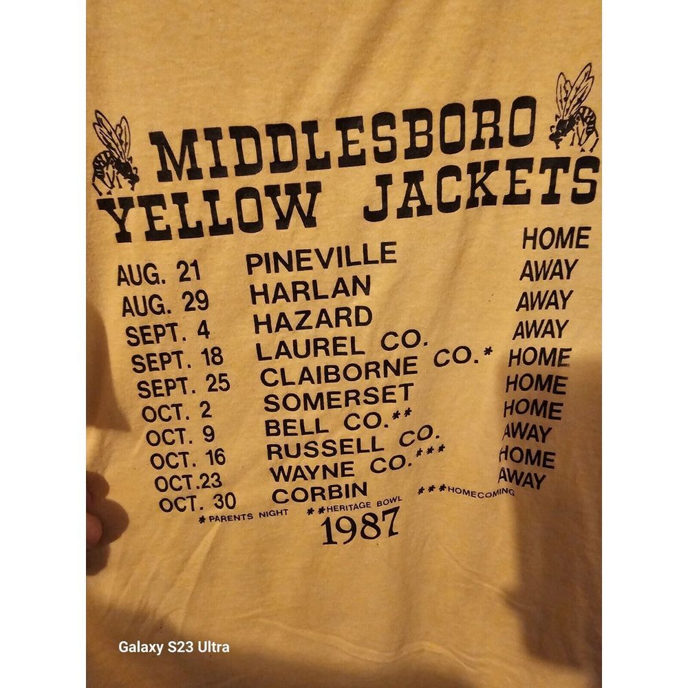 Vintage Middlesboro , Ky Yellow Jackets T-shirt XL